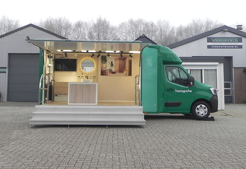 MAATWERK: Mobiele showroom voor Hansgrohe